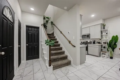 522 N 6th Street La Porte TX 77571