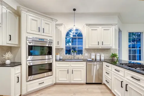 19506 Chestnut Place Houston TX 77094