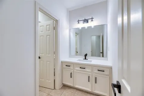 19506 Chestnut Place Houston TX 77094