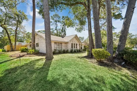 2222 Oak Shores Drive Kingwood TX 77339