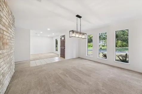 2222 Oak Shores Drive Kingwood TX 77339