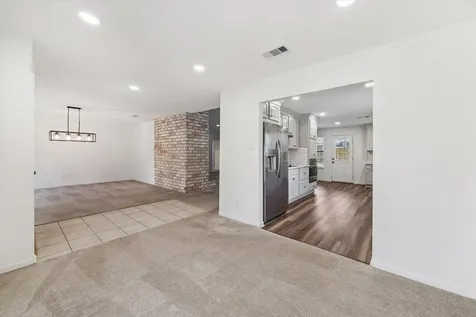 2222 Oak Shores Drive Kingwood TX 77339