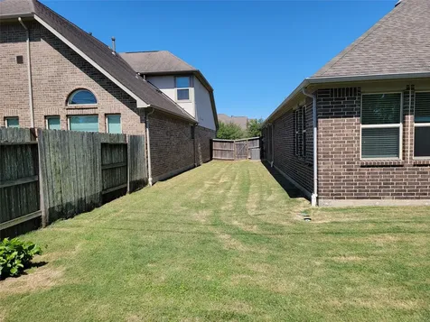 5803 Nowlands Run Lane Sugar Land TX 77479