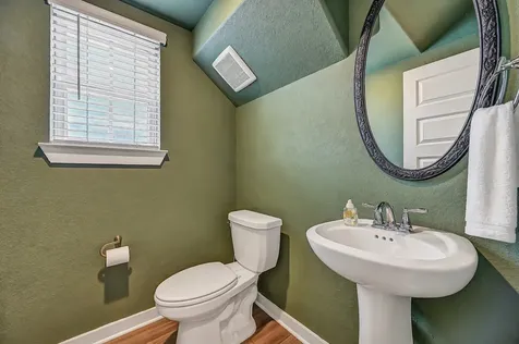 2403 Bay Breeze Drive Kemah TX 77565