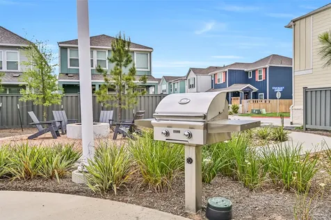 2403 Bay Breeze Drive Kemah TX 77565