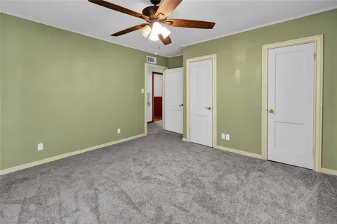 1219 W 5th Street Freeport TX 77541