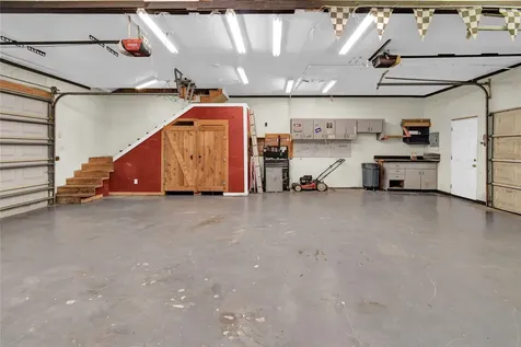 1219 W 5th Street Freeport TX 77541