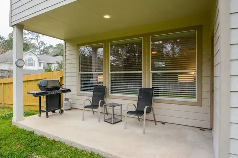 2 Stone Arrow Place The Woodlands TX 77382