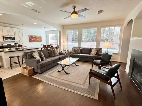 2 Stone Arrow Place The Woodlands TX 77382