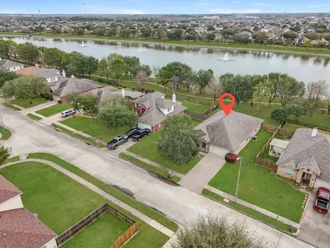 5226 Caraway Lake Drive Baytown TX 77521