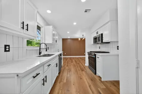 4310 Jorns Street Houston TX 77045