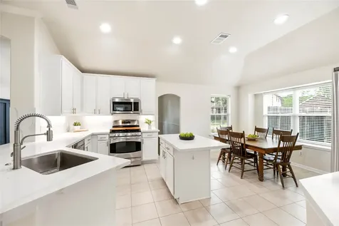 4039 Dell Lane Missouri City TX 77459