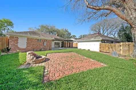 10622 Bordley Drive Houston TX 77042