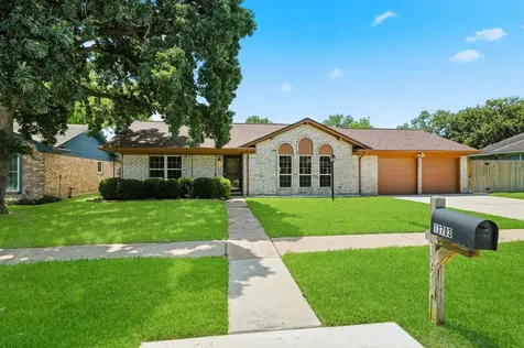 13703 Fernhill Drive Sugar Land TX 77498
