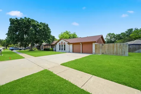 13703 Fernhill Drive Sugar Land TX 77498