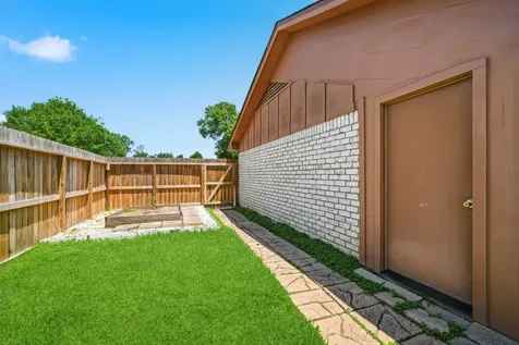 13703 Fernhill Drive Sugar Land TX 77498