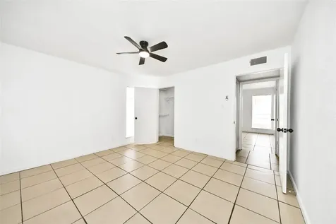 10211 Sugar Branch Drive 342 Houston TX 77036