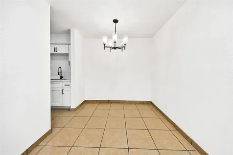 10211 Sugar Branch Drive 342 Houston TX 77036