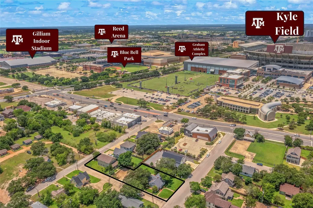 208 Fairview Avenue College Station TX 77840