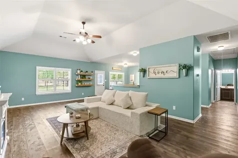 25193 Oak Hollow Boulevard Hockley TX 77447
