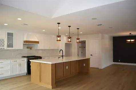 418 Briar Hill Drive Houston TX 77042
