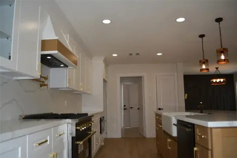 418 Briar Hill Drive Houston TX 77042