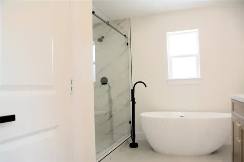 418 Briar Hill Drive Houston TX 77042