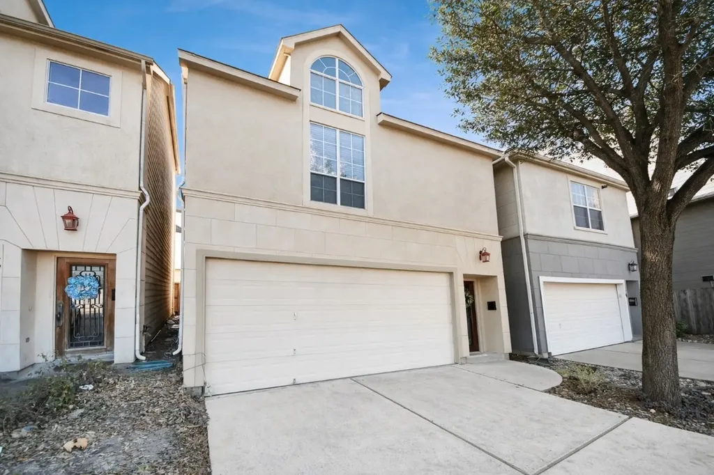 5909 Katy Street Houston TX 77007