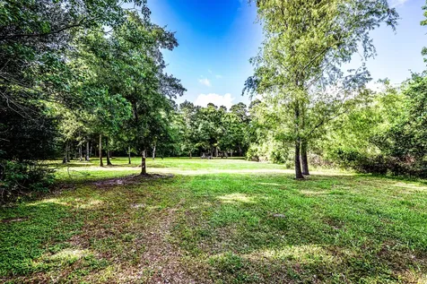 150 Autumn Way Huntsville TX 77320