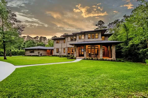150 Autumn Way Huntsville TX 77320