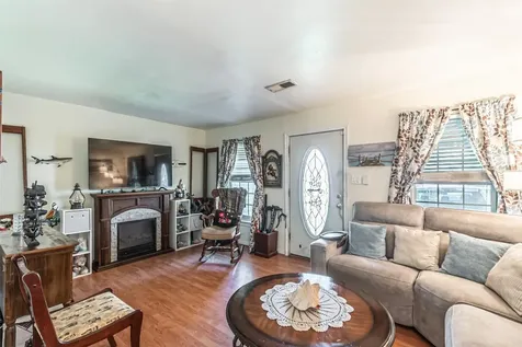1139 Gazin Street Houston TX 77020