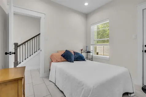 5303 Donovan Gardens Lane Houston TX 77091
