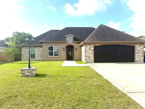 555 Tryson Lane Bridge City TX 77611