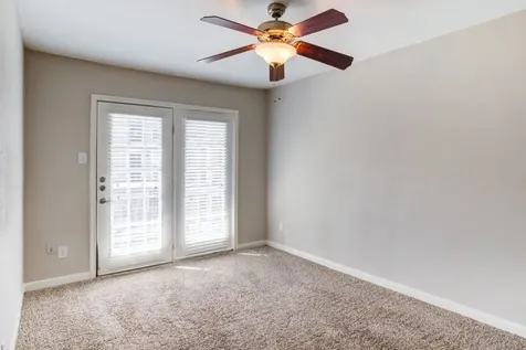 2825 Bellefontaine Street 329a Houston TX 77025