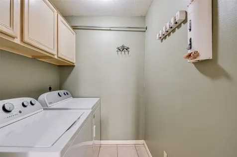 6123 Old Farmhouse Lane Katy TX 77449