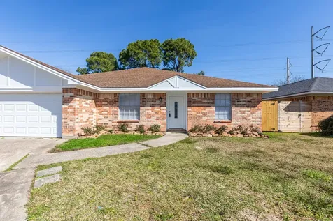 8502 Lynwood Lane Port Arthur TX 77642