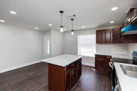 8502 Lynwood Lane Port Arthur TX 77642
