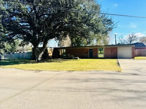 3500 Doris Street Bay City TX 77414