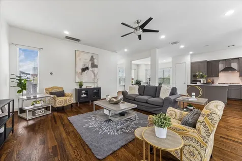 2004 Rosedale Street A Houston TX 77004