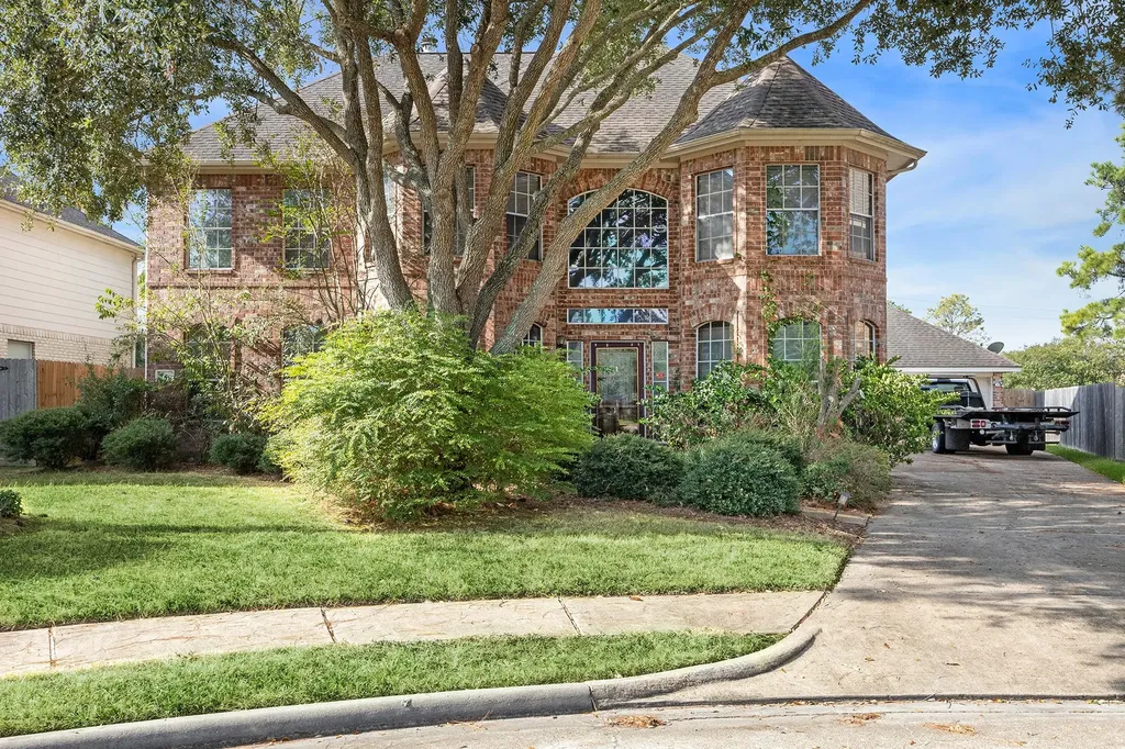 1510 Pine Creek Drive Pearland TX 77581