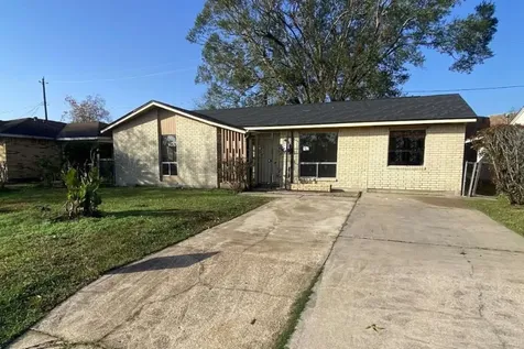 10818 Carlton Drive Houston TX 77047