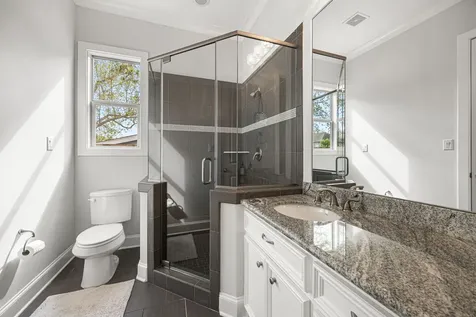 5119 Locust Street Bellaire TX 77401