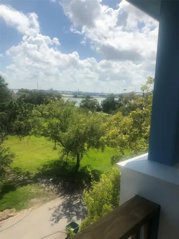1101 4th Street Seabrook TX 77586