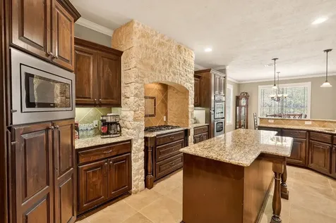 2468 Stone Castle Circle College Station TX 77845