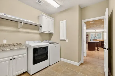 2468 Stone Castle Circle College Station TX 77845