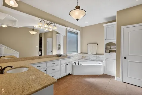 2468 Stone Castle Circle College Station TX 77845