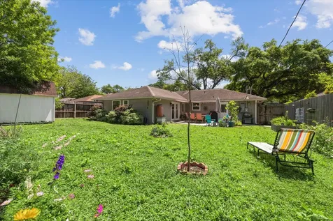 1110 Stonecrest Drive Houston TX 77018