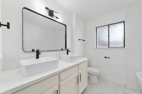 12339 Huntington Field Drive Houston TX 77099
