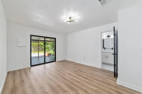 12339 Huntington Field Drive Houston TX 77099