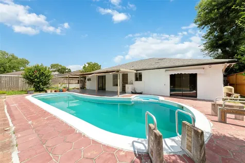 12339 Huntington Field Drive Houston TX 77099